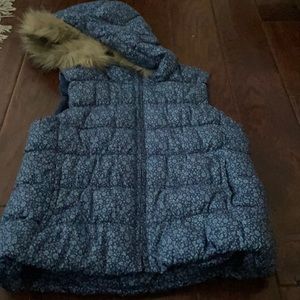 Gap hooded puffer vest- XL (12) plus size